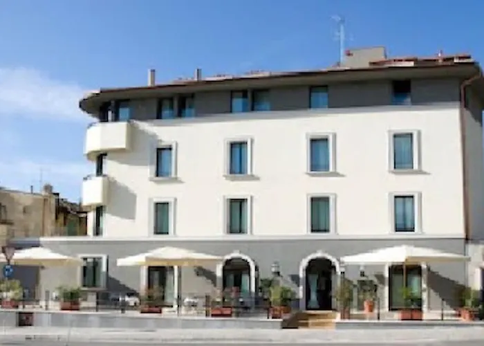 Rivalta Life Style 4* Saló