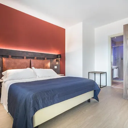 호텔 Rivalta Life Style 4*