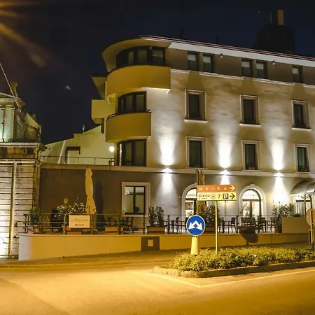 Rivalta Life Style Hotel 4*